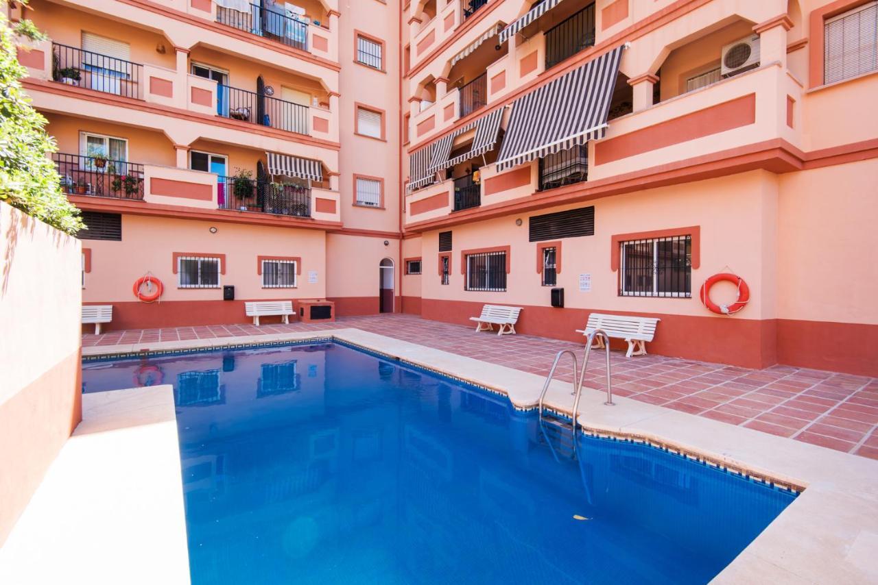 Boliches Center Apartment Next To The Beach, Parking, Pool & Terrace Fuengirola Luaran gambar